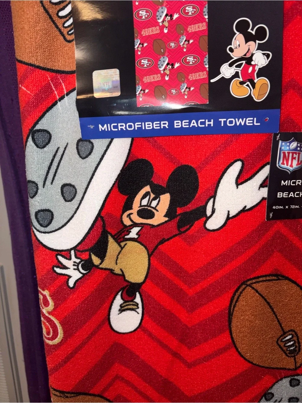 Disney Mickey Mouse San Francisco 49ers NFL Microfiber Beach Towel 40x72 New